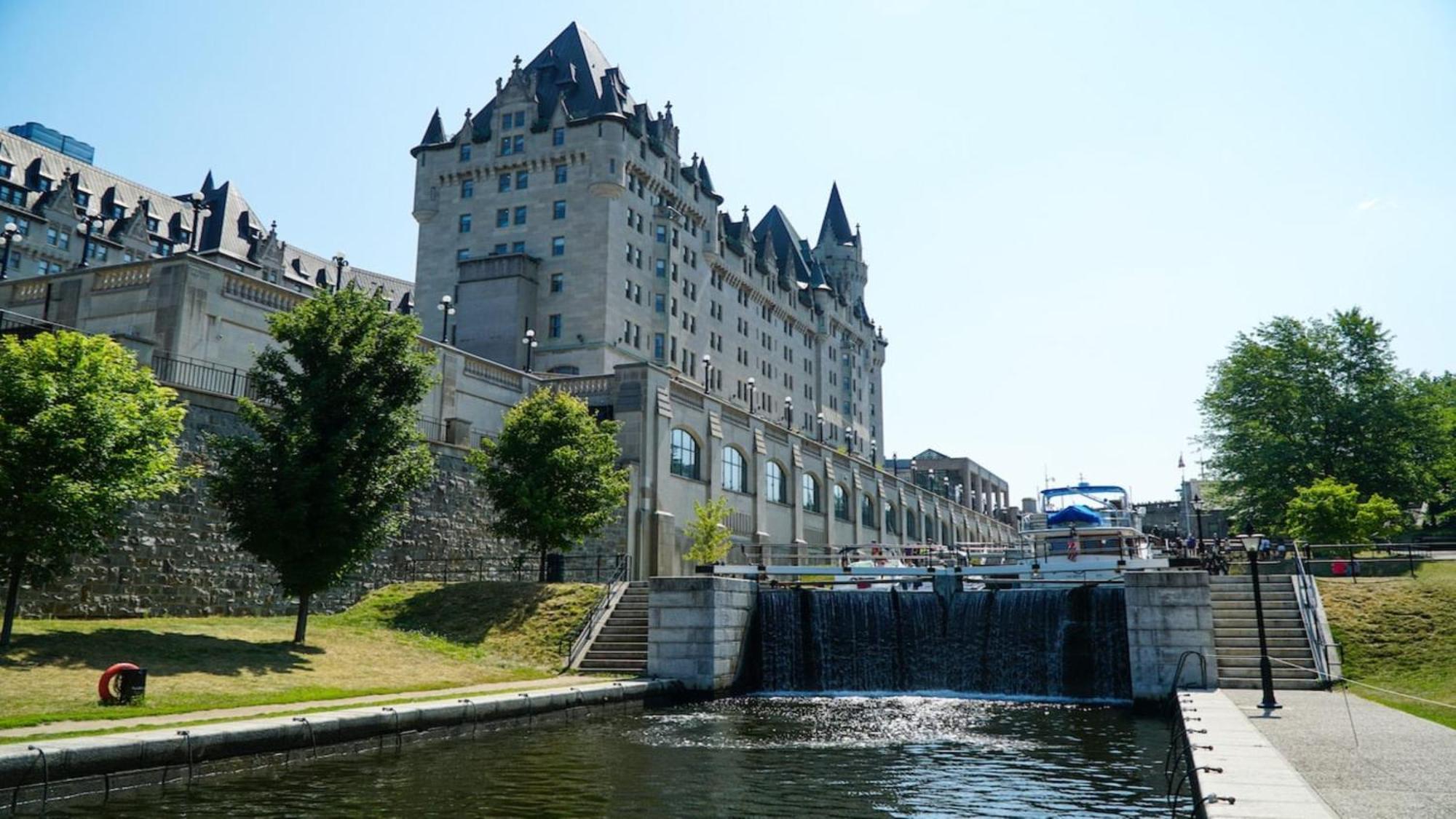 Holiday Inn - Ottawa Dwtn - Parliament Hill By Ihg Eksteriør bilde
